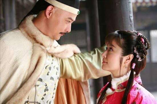 殊宫吃瓜,宫廷瓜田里的权谋风云