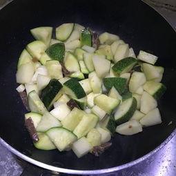 洋芋小瓜怎么吃,创意家常菜谱大揭秘