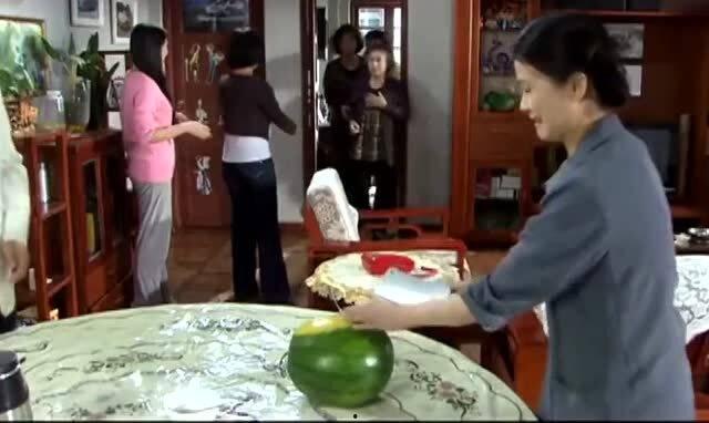 女婿难当吃瓜视频,揭秘现代家庭关系中的甜蜜与挑战