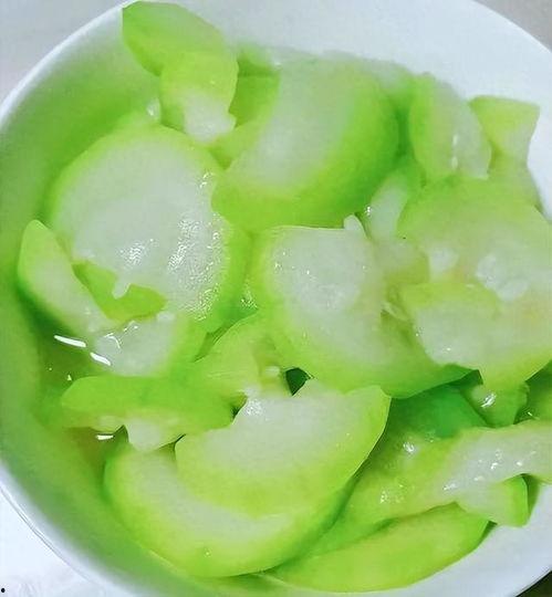 吃瓜人专属头像,揭秘吃瓜人专属头像背后的时尚密码