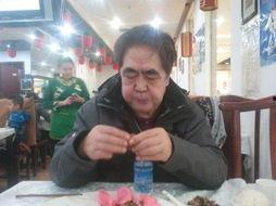 教授吃瓜炮爷视频,揭秘校园里的趣味瞬间