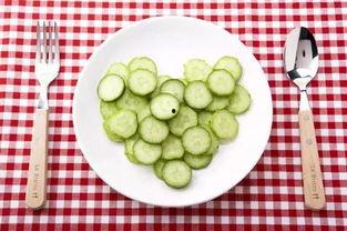 蒜黄能配瓜吃吗,蒜黄与瓜的搭配食用探讨