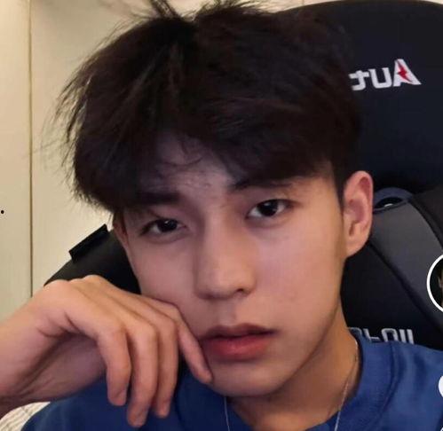 余庆伟理性吃瓜,揭秘网络舆论背后的真相